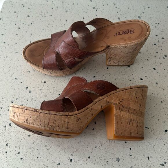 Born Women's Brown Leather Slip On Open Toe Sandals Block Heels Platform Size 9 - Picture 1 of 12
